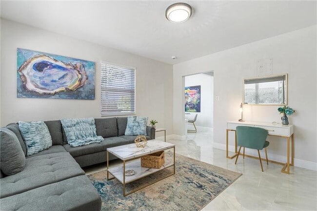 Foto del edificio - 337 SW 21st St