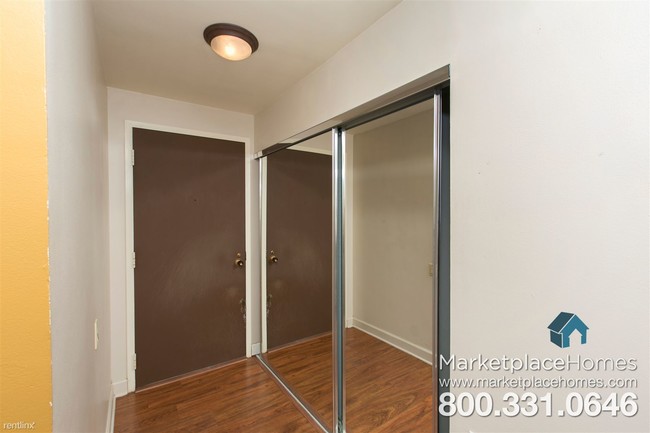 Building Photo - 430 Walnut Creek Ln
