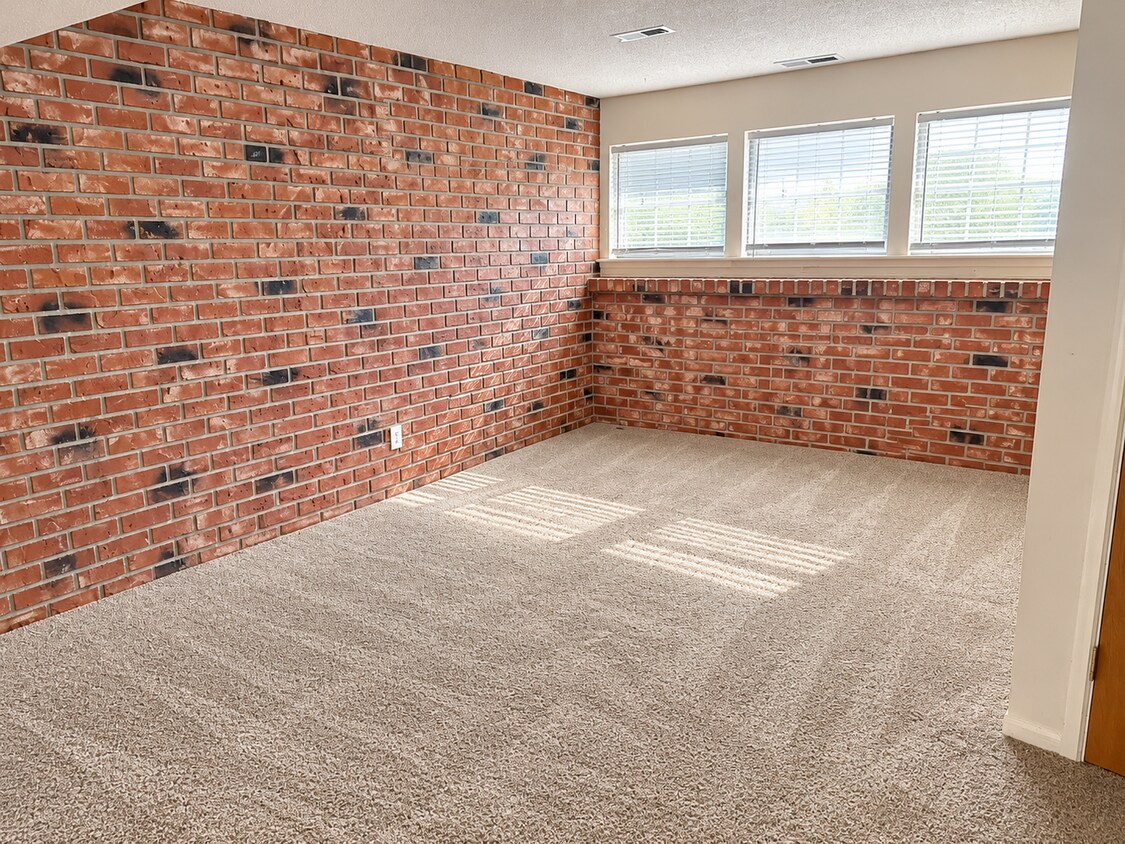 Foto del edificio - 827-827 N 89th Ct