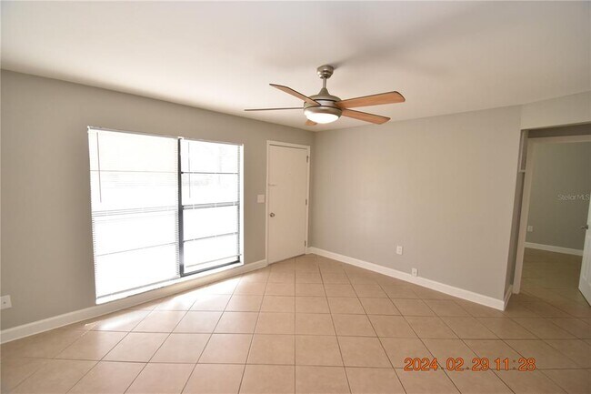Foto del edificio - 3310 33rd St N