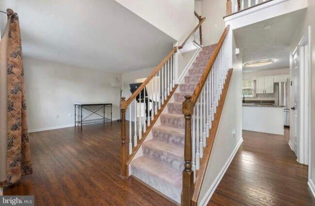 Foto del edificio - 6965 Leonardtown Rd