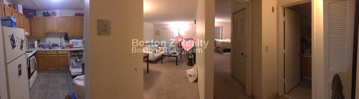 Foto del edificio - 66 Beach Point Pl