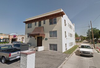 Building Photo - 420 E 4th Ave