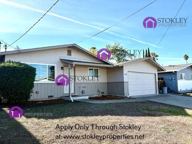 Photo - 1875 Queens Rd House