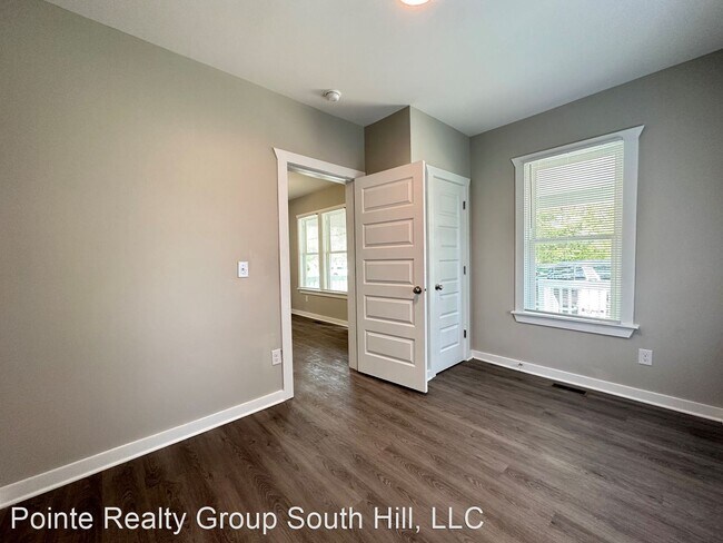 Foto del edificio - 2 br, 1 bath House - 112 Roanoke Ave.