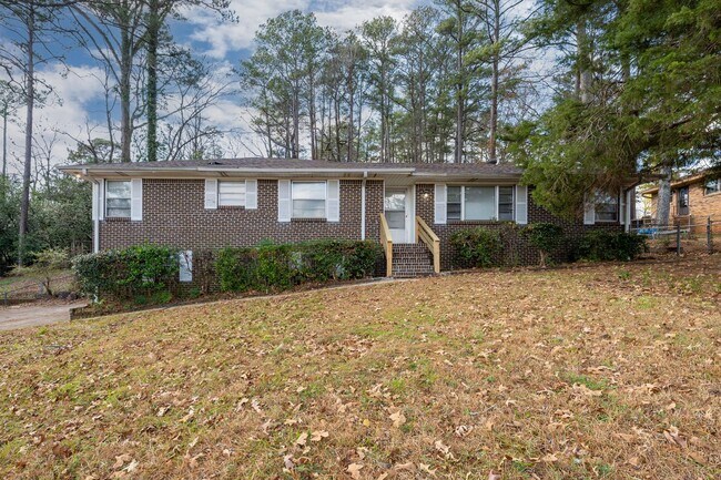 Foto del edificio - Newly renovated, spacious and versatile house waiting to be a home!