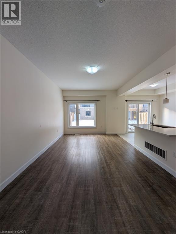 Building Photo - 55 Southam Ln