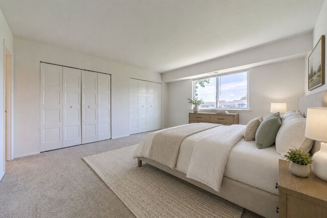 Foto del edificio - Blair Mill Village East Apartment Homes