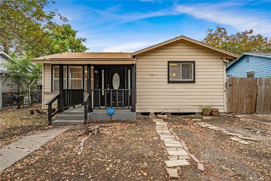 Foto principal - 1809 Yale St