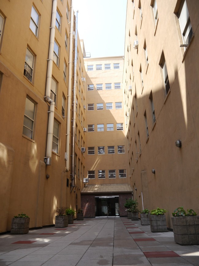 Courtyard - Chocolate Factory Lofts