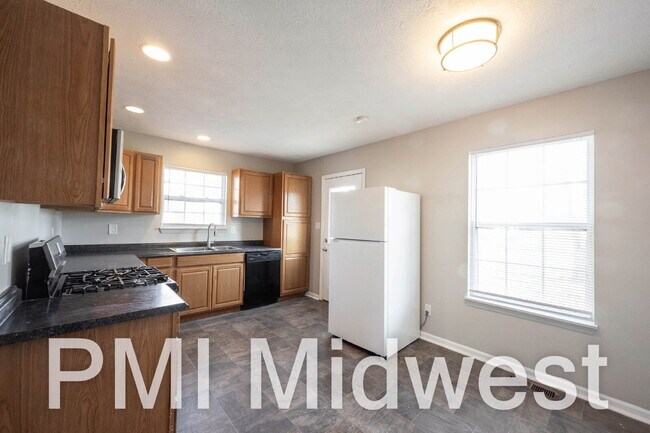 Foto del edificio - 1365 Mulberry St.