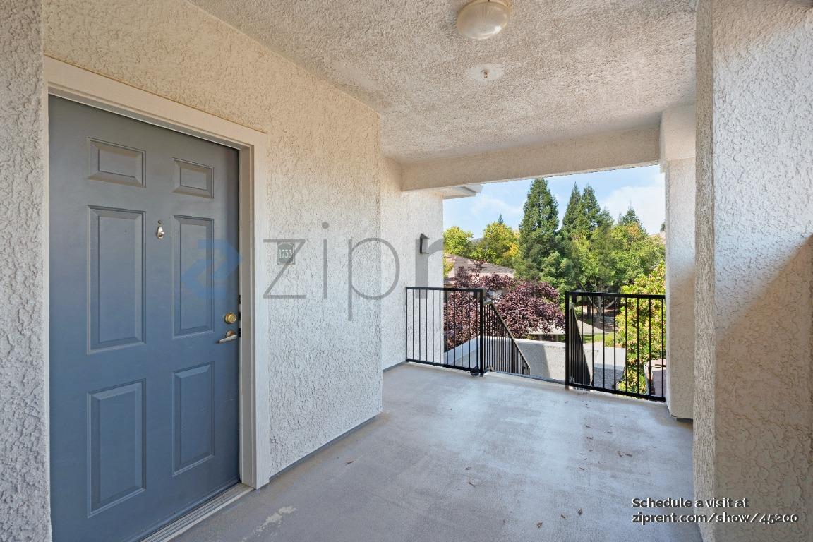 Primary Photo - 701 Gibson Dr