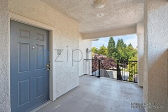 Building Photo - 701 Gibson Dr