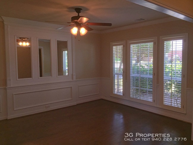 Building Photo - 744 Silverthorne Trail