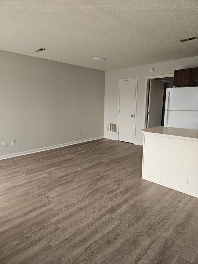 Foto del edificio - 1 bedroom 1 bathroom