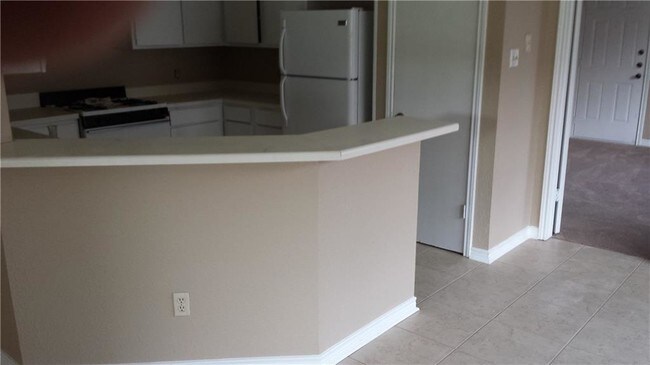 Building Photo - 1207 Hyridge St