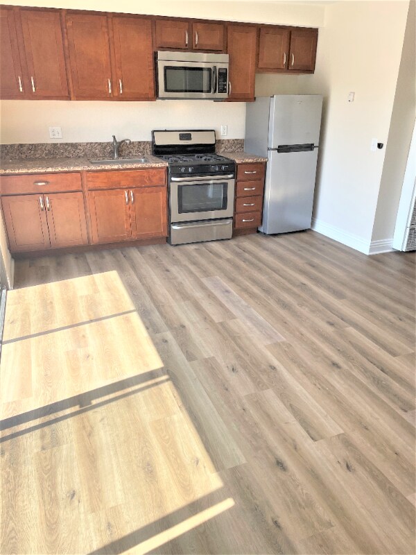 Foto del edificio - 101 W Canada