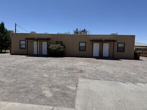 Building Photo - 1116 Plain St