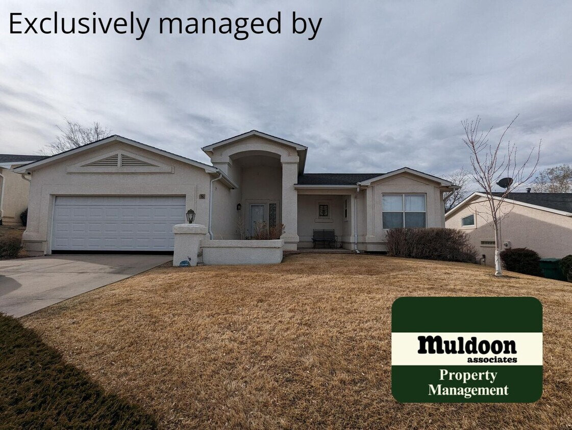 Foto principal - Unique Location and Low Maintenance Living...