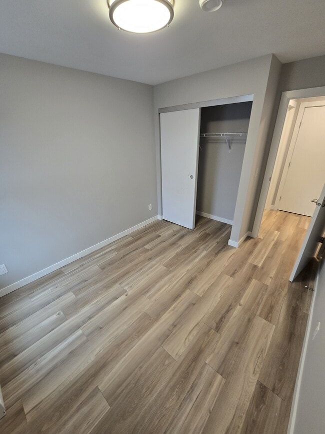 Photo du bâtiment - 475 St Anne's Rd