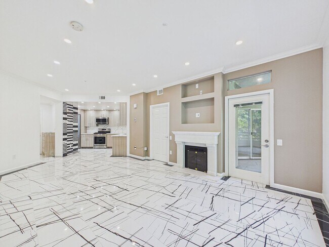 Foto del edificio - Stylish & Updated 1BD/1BA Condo in Secure Caldecott Community – Parking + In-Unit Laundry