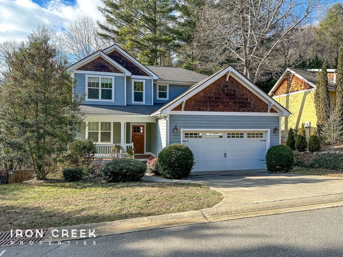 Foto principal - Spacious Three Bedroom Craftsman in the Re...