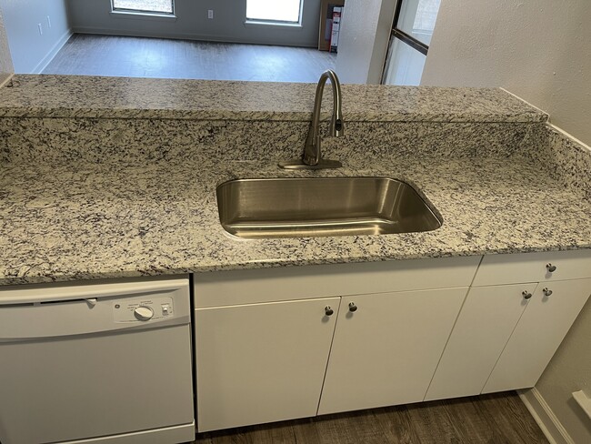 Building Photo - 500 NW 1st St