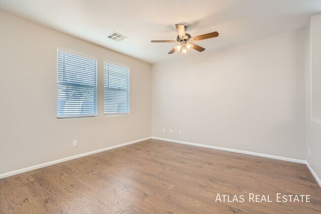 Foto del edificio - 3975 Silver Strike Ct