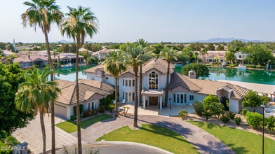 Building Photo - 1502 E Treasure Cove Dr