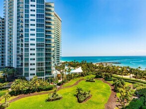 Building Photo - 10275 Collins Ave