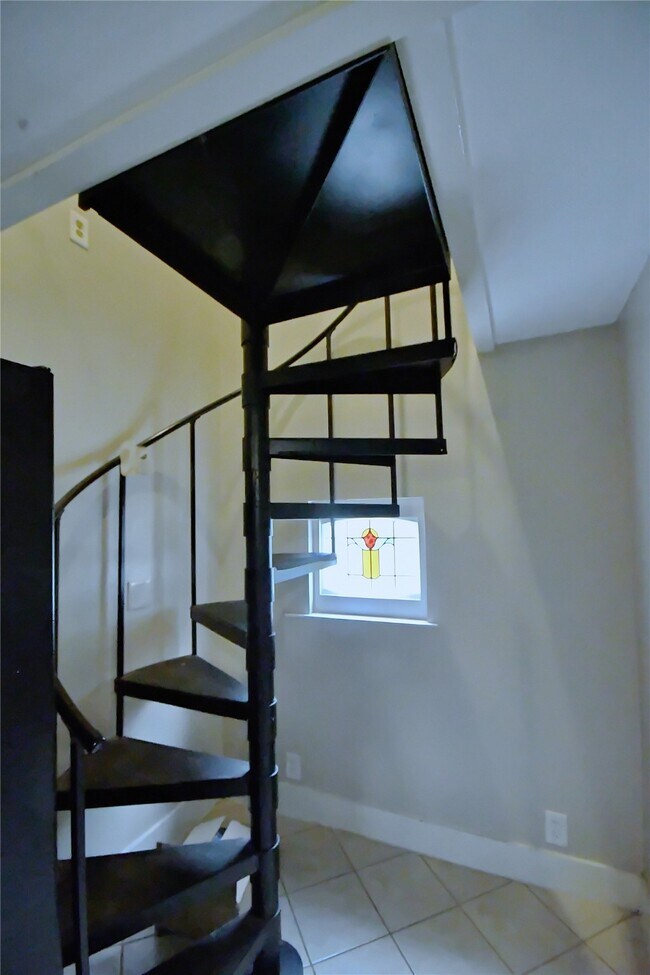 Foto del edificio - 1209 Studewood St