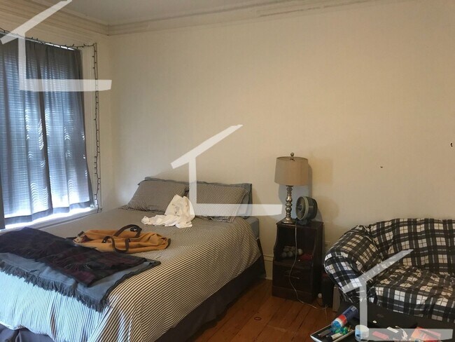 Foto del edificio - Conveniently located Beacon Hill Studio, B...