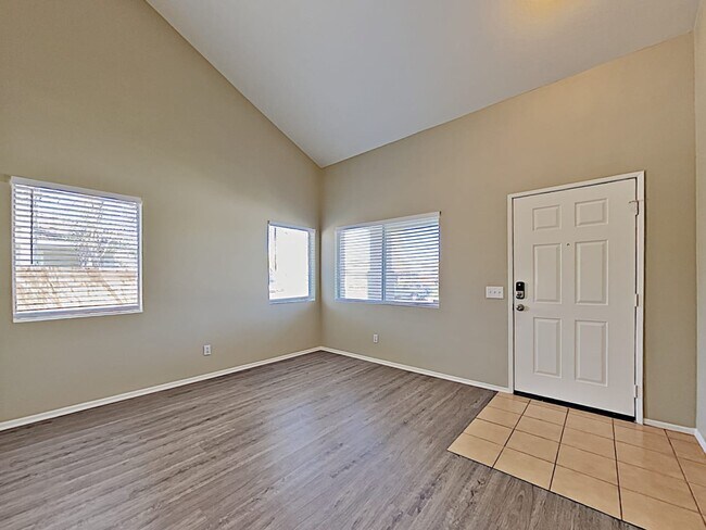 Building Photo - 26937 Hanford St