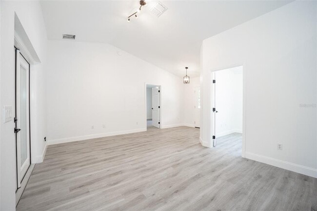 Building Photo - 16414 SE 92nd Terrace
