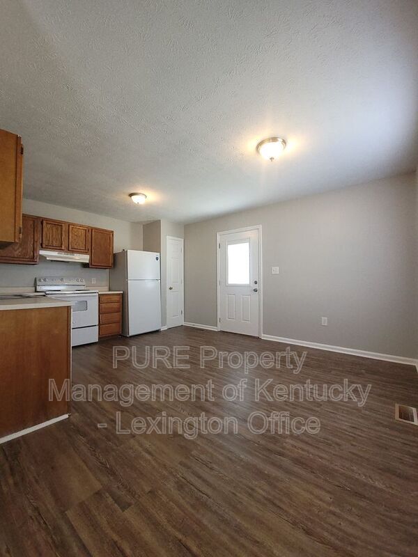 Building Photo - 138 Madison Spring