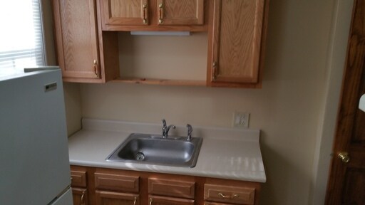 Building Photo - 2700 Watson Blvd
