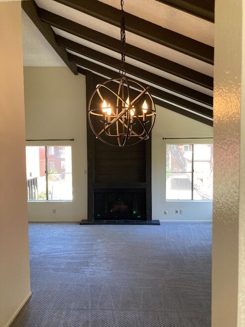 Building Photo - 4723 Maytime Ln