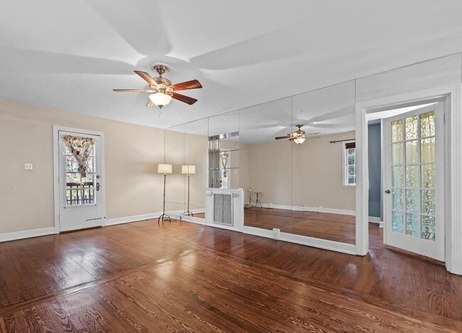 Building Photo - Charming Two Bedroom Condo in Historic Bui...