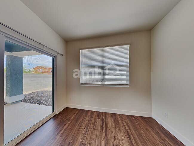 Foto del edificio - 21355 S 231st St