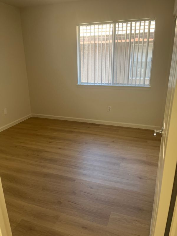 Foto del edificio - 1148 Corrales Ln