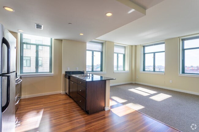 2HAB, 2BA - 1,425 ft² - Park Pacific