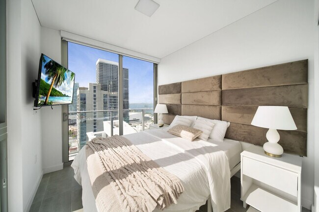 Foto del edificio - 279 NE 1st St