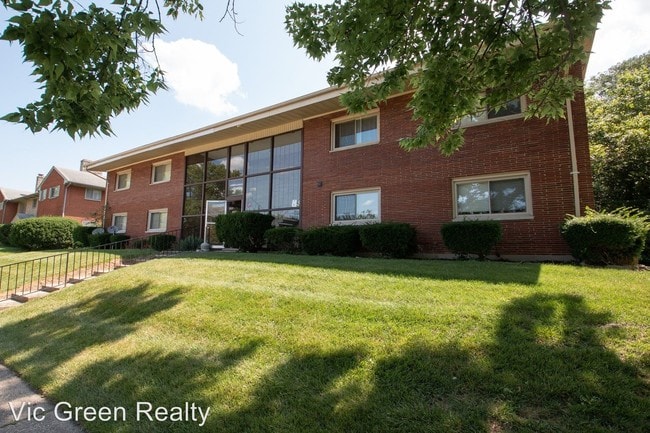 Building Photo - 3080 Southdale Dr
