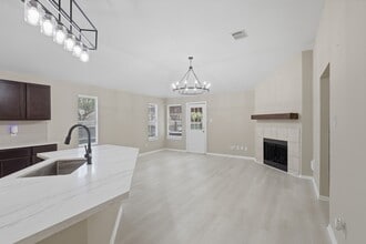 Building Photo - 17003 Analisa Cir