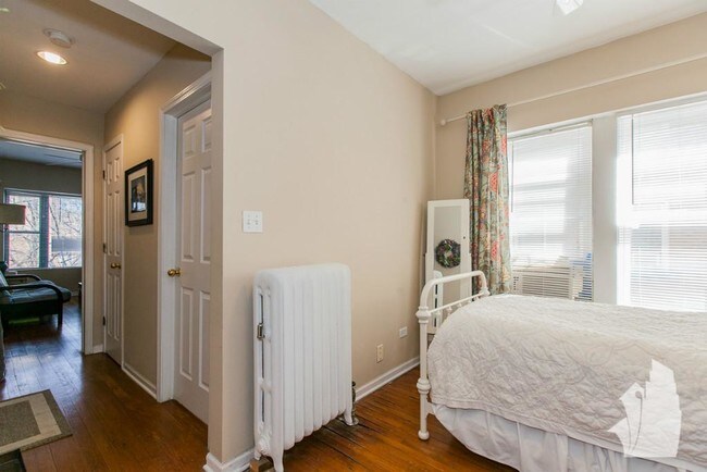 Foto del edificio - 685 W Wrightwood Ave