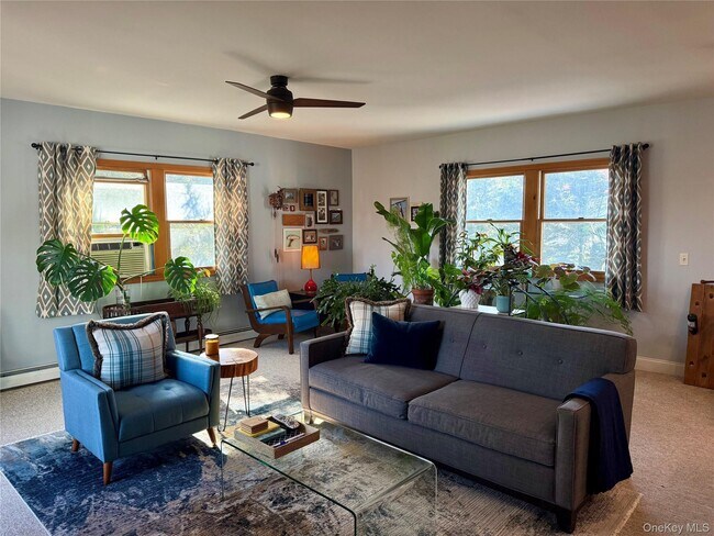 Foto del edificio - 322 E Beech St