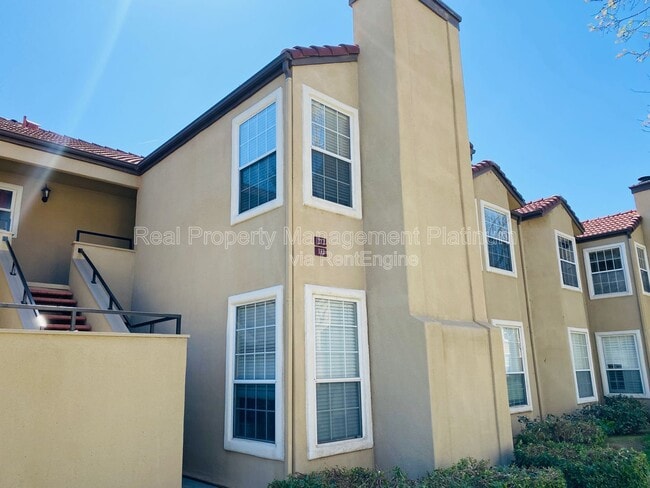 Building Photo - 8153 N Cedar Ave