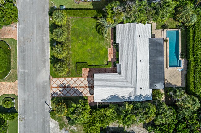 Foto del edificio - 210 Ellamar Rd
