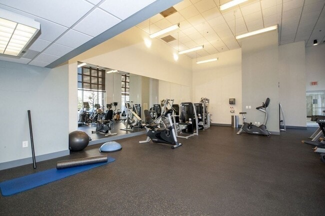 Building Photo - 6 Museum Way