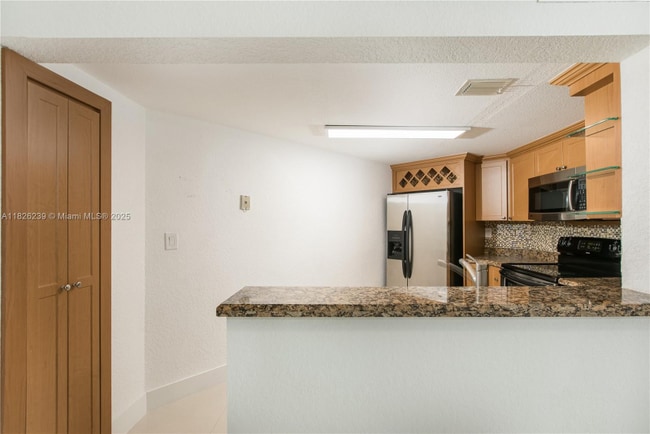 Foto del edificio - 10241 NW 9th St Cir